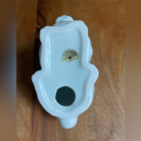 Vintage Takahashi Ceramic 5" White Bunny Rabbit Pillar Candle Holder - Picture 5 of 5